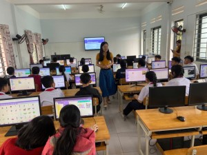 Buổi sinh hoạt câu lạc bộ Tin học, trải nghiệm học lập trình cùng Code Kids