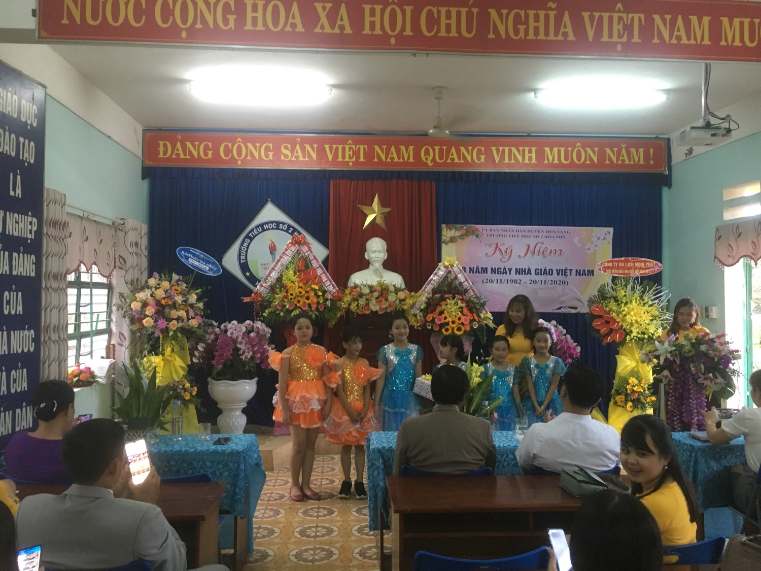 Kỷ niệm 38 năm ngày Nhà giáo Việt Nam 20-11