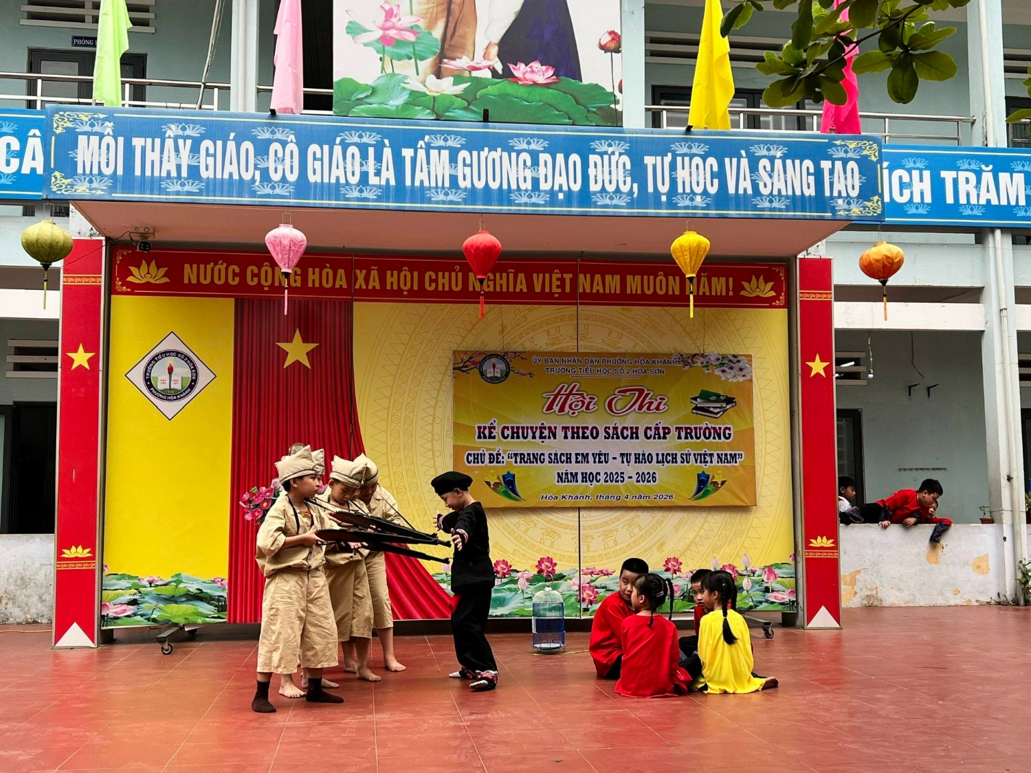 Hội thi kể chuyện theo sách